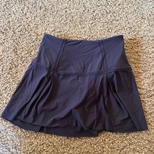 - Lululemon tennis skirt